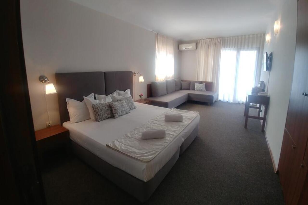Family Hotel Muses Sozopol Exterior foto